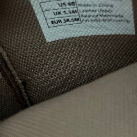 BRAND NEW ARIAT BOOTS - RARE BOMBER JACKET COLOR - Picture 5 of 6